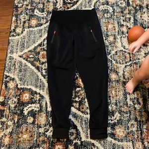 Glam punch maternity pants quick dry athletic joggers. Size small.